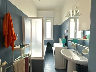 Chambre privée à Via Vermena 1, image 15 de 19