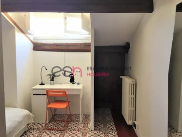 Özel oda konumu Via Della Cernaia 38, 2 19 görüntüsü