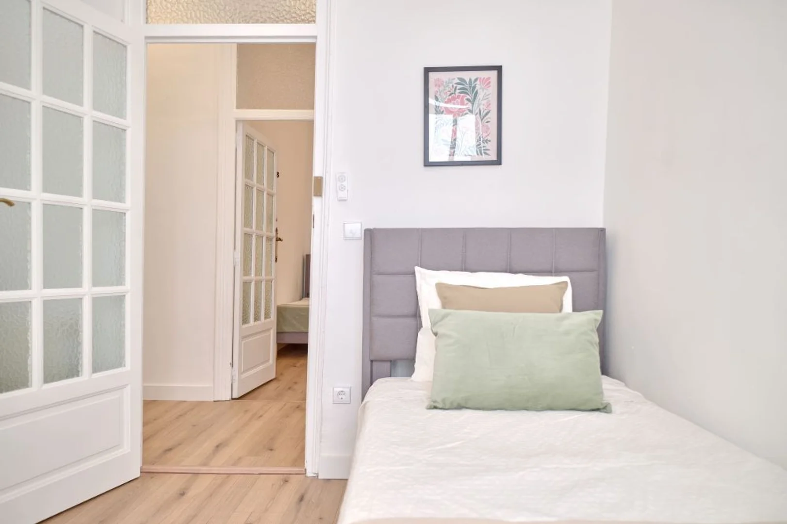 Quarto acolhedor para estudantes disponível em 