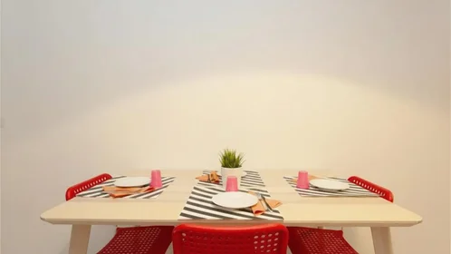 Chambre privée à Via Fanfulla Da Lodi 9, image 8 de 15