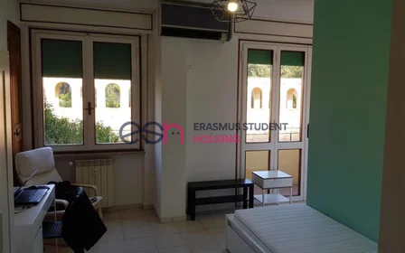 Privatzimmer in der Piazza Giuseppe Toniolo, bild 1 von 10