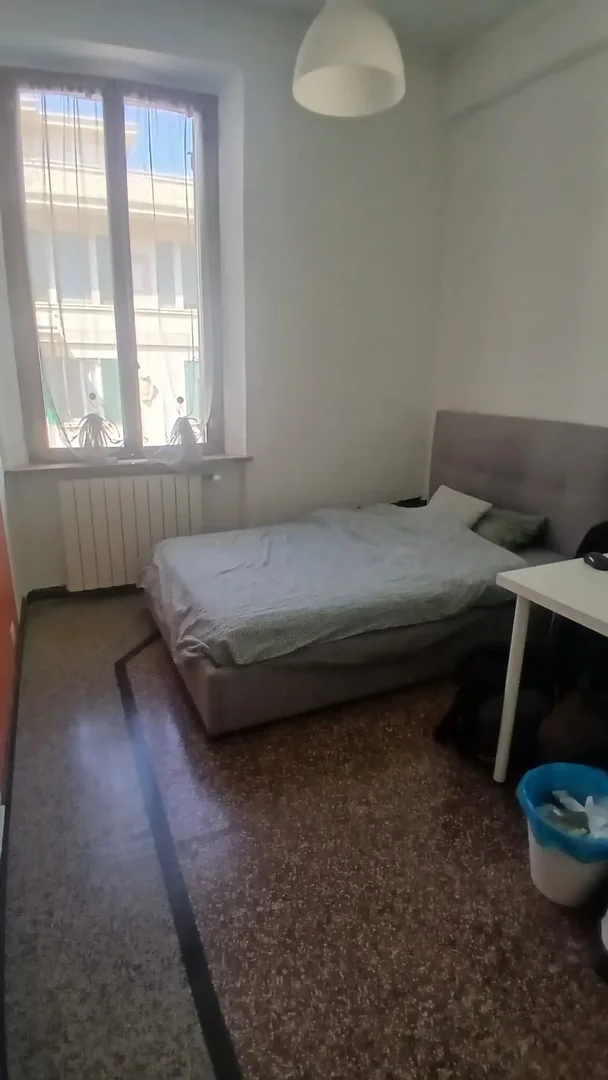 Wygodny i przestronny pokój studencki w 