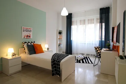 Privatzimmer in der Via Giacomo Ciamician 4, bild 1 von 22