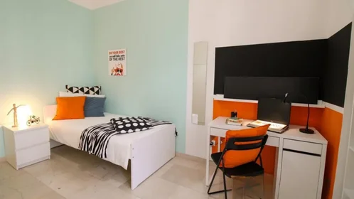Privatzimmer in der Via Giacomo Ciamician 4, bild 1 von 22