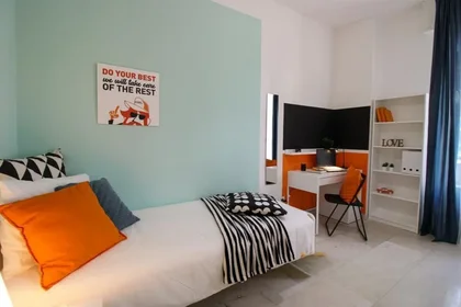Privatzimmer in der Via Giacomo Ciamician 4, bild 3 von 22