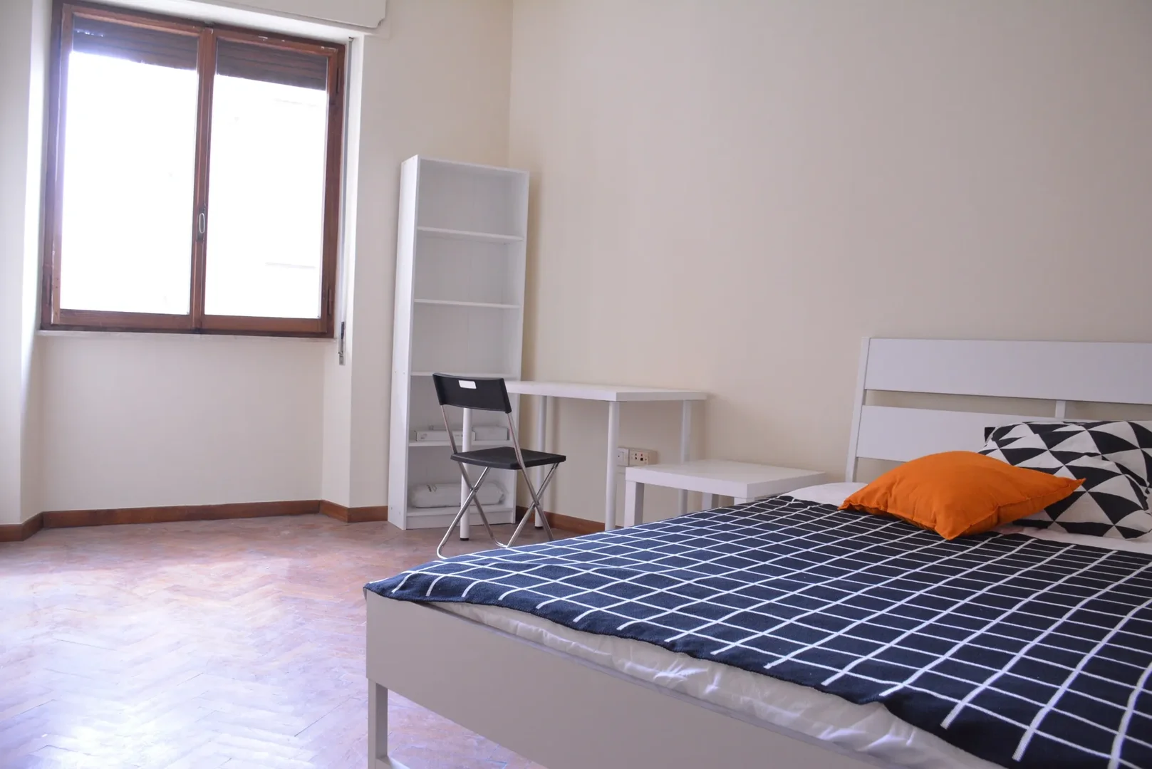 Camera per studenti in  con servizi moderni
