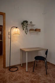 Stanza privata in Carrer de Sant Mateu, Carolinas Altas, immagine 8 di 10