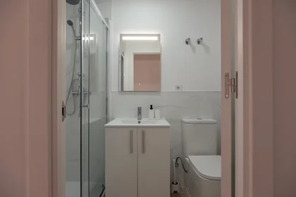 Quarto privado em Carrer de Sant Mateu, Carolinas Altas, imagem 1 de 10