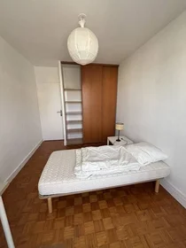 Private room at Reims, 51100, image 8 of 14