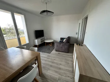Habitación privada en Le mans, 72100, imagen 1 de 10