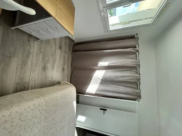 Stanza privata in Le mans, 72100, immagine 13 di 13