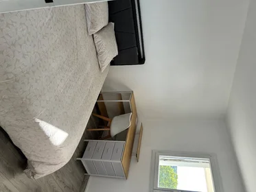 Stanza privata in Le mans, 72100, immagine 10 di 13