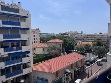 Quarto privado em Antibes, 06160, imagem 13 de 29