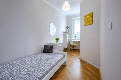 Habitación privada en Marcina Kasprzaka, imagen 1 de 7