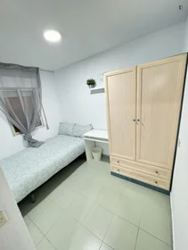 Chambre privée à Calle Sánchez Morate, Getafe, image 1 de 9