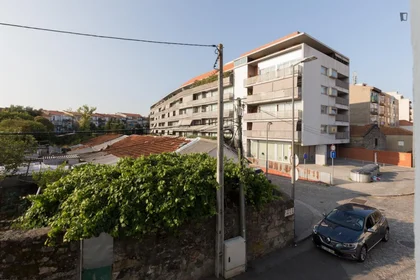 Chambre partagée à Travessa da Bica Velha, image 28 de 32