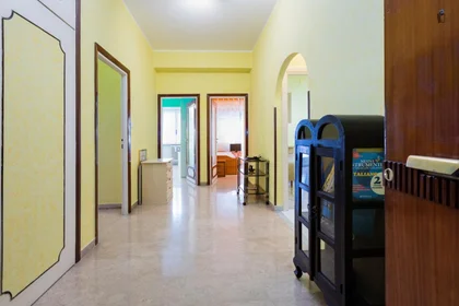 Chambre privée à Viale di Villa Pamphili, image 13 de 18