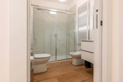 Privatzimmer in der Via Dante Di Nanni, 113, 10141 Torino TO, Italia, bild 12 von 17