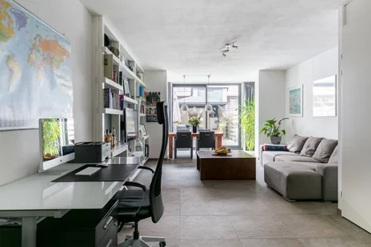 Habitación privada en Italiaansestraat, imagen 1 de 6