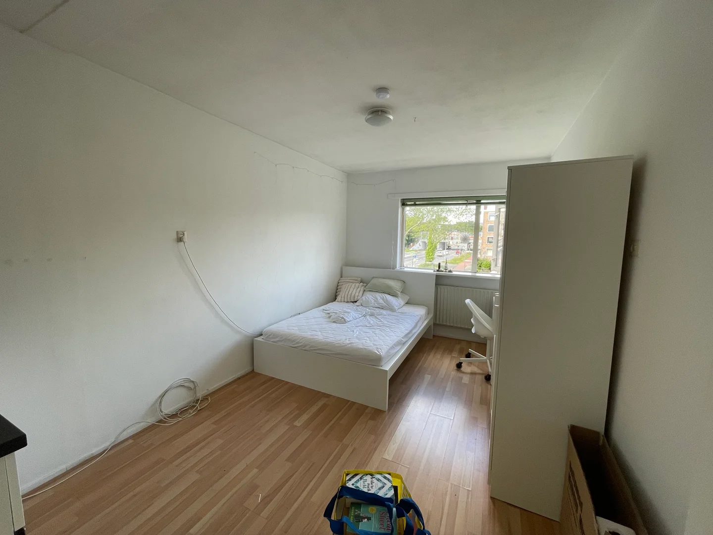 Habitación acogedora para estudiantes disponible en 