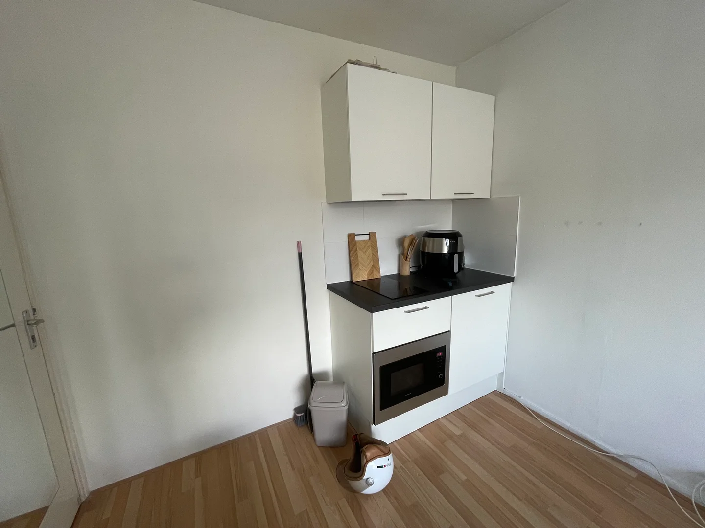 Habitación acogedora para estudiantes disponible en 