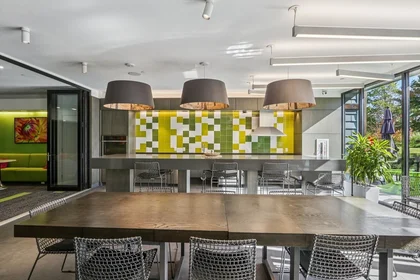 Kawalerka w rezydencji 77, New, Unit 205, West Cambridge, Cambridge, MA, 02138, obraz 12 15