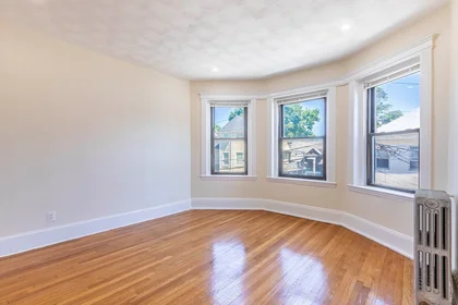 Apartamento inteiro em residência em 94, Hutchings, Unit 3, Dorchester, Boston, MA, 02121, imagem 22 de 29