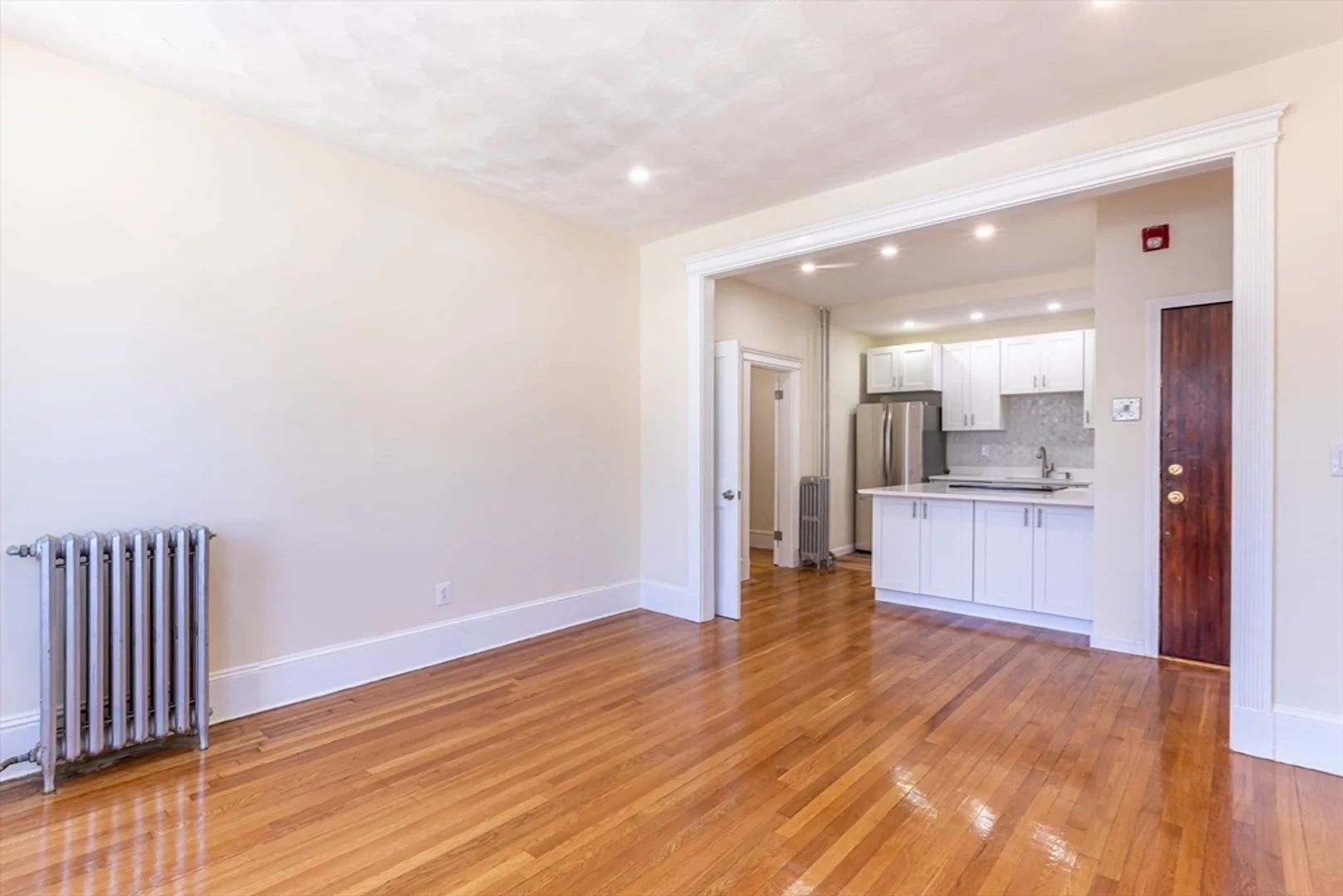 94, Hutchings, Unit 3, Dorchester, Boston, MA, 02121