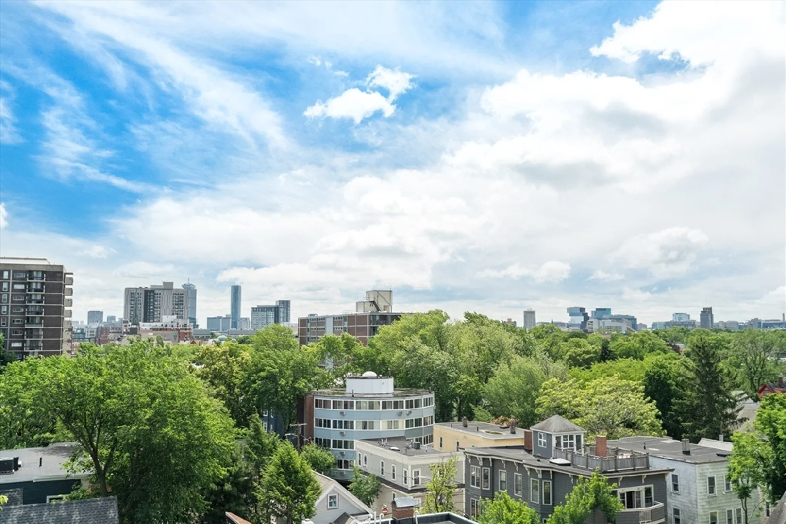 950, Massachusetts Ave., Unit 514, Harvard Square, Cambridge, MA, 02139