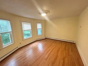 Apartamento inteiro em residência em 89, Lincoln St., Unit 2, Wellington, Cambridge, MA, 02141, imagem 16 de 20