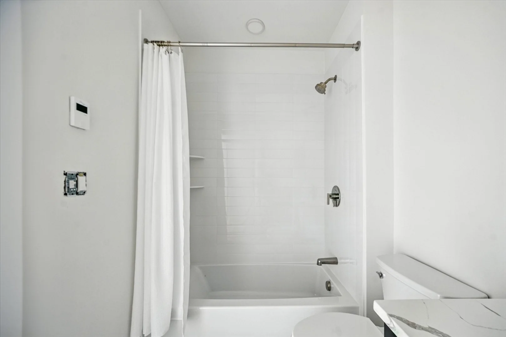 38, Hichborn, Unit 203, Brighton, Boston, MA, 02135