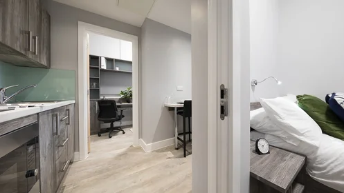 Privatzimmer im Wohnheim in der Station St, Portsmouth PO1 1BZ, United Kingdom           , bild 13 von 33