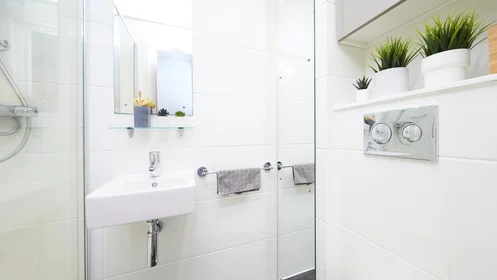 Privatzimmer im Wohnheim in der Station St, Portsmouth PO1 1BZ, United Kingdom           , bild 23 von 33