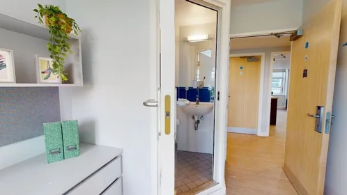 Stanza privata in residence in iQ Tufnell House 144 Huddleston Rd, London N7 0EG, United Kingdom, immagine 4 di 16