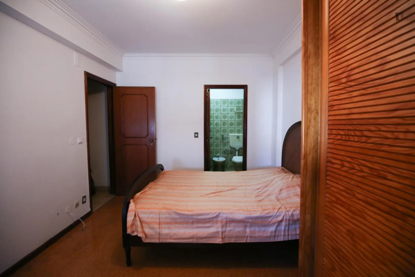 Affordable room for students with ample lighting in