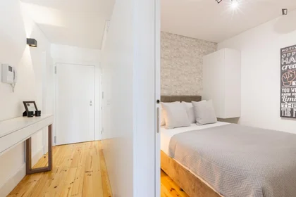 Entire apartment at Rua Santa Catarina, image 23 of 25