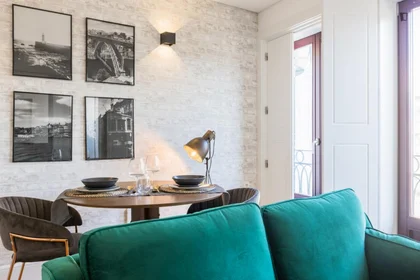 Entire apartment at Rua Santa Catarina, image 5 of 25