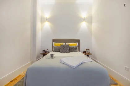 Apartamento inteiro em Rua de Santa Catarina, imagem 3 de 39