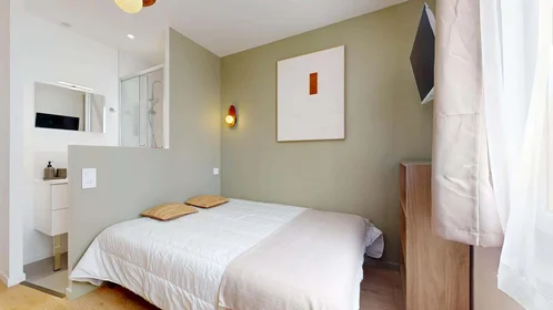私人房间 在 39 Rue Eugène Fournière, 69100 Villeurbanne, France, 15的图像5
