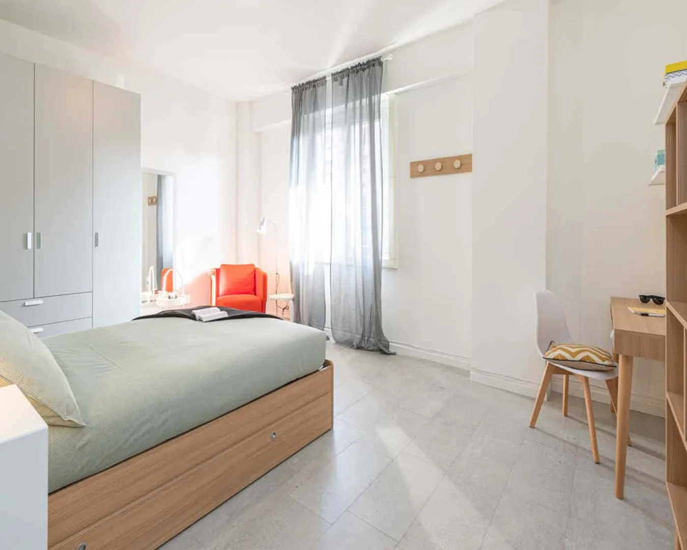 Chambre d'étudiant confortable et spacieuse dans 