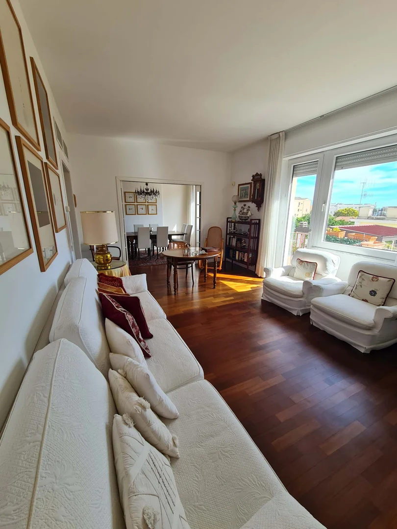 Viale Luigi Merello, 44, 09123 Cagliari CA, Italia