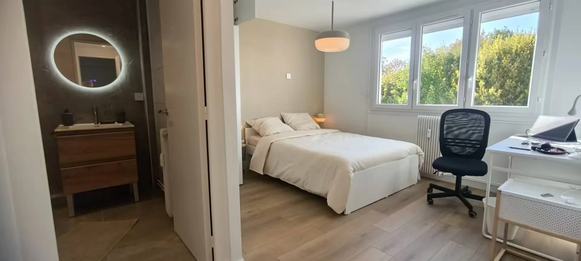 Room for rent in student apartment in , fully furnished