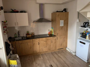 Quarto privado em Westerstraat, imagem 1 de 10