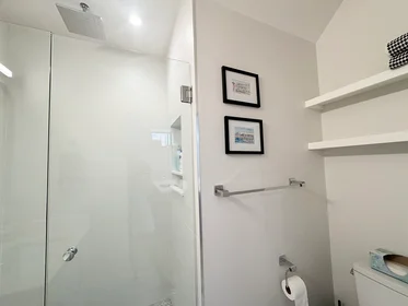 Gesamte Unterkunft in der 109, Liverpool St., Unit 1, East Boston, Boston, MA, 02128, bild 1 von 10