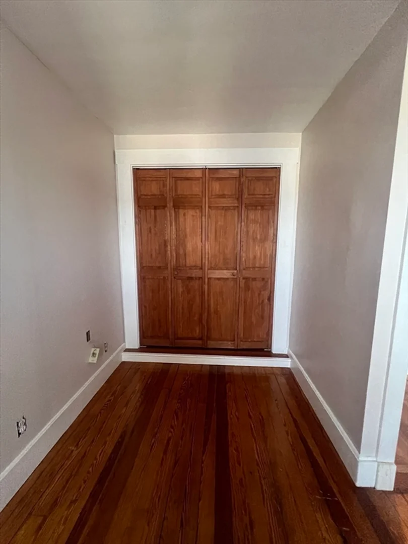 5, Hatch St., Unit 3, South Boston, Boston, MA, 02127