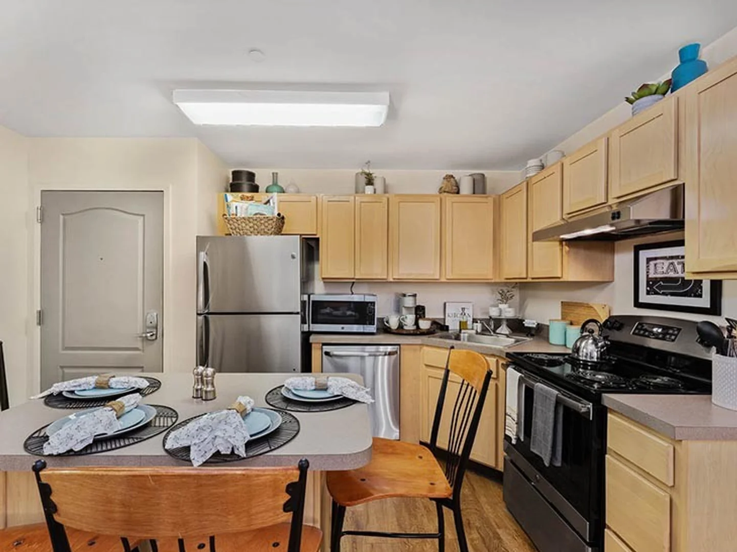 1701 N 10th St, Philadelphia, PA 19122, United States