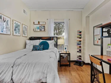 Entire apartment at 1701 N 10th St, Philadelphia, PA 19122, United States, image 1 of 10