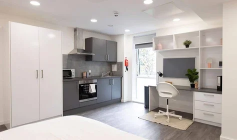 Privatzimmer im Wohnheim in der Winnall Close, Winchester, SO23 0LG, bild 11 von 20
