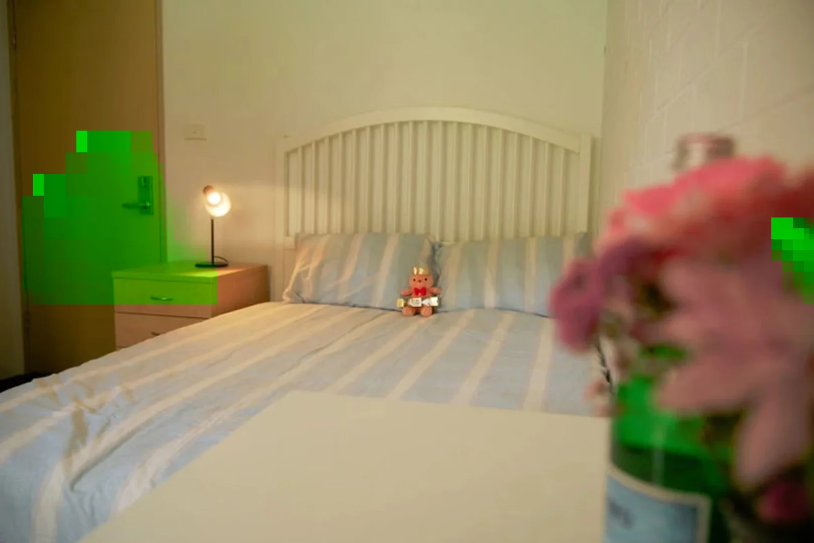 Chambre confortable pour étudiants disponible dans 