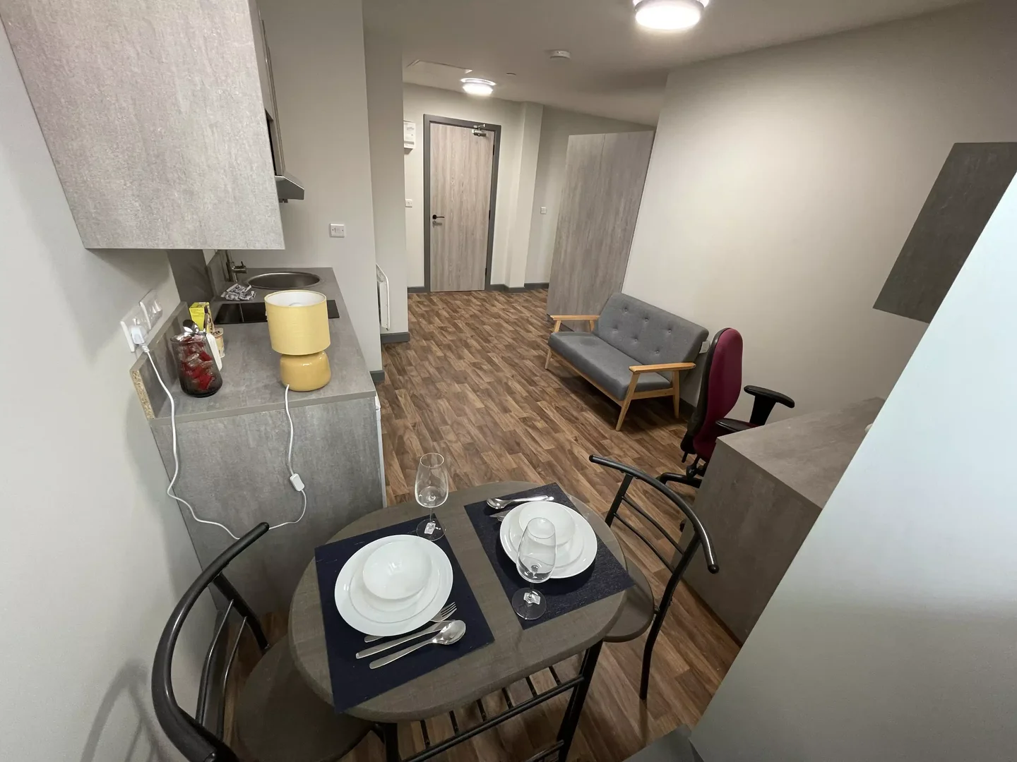 Studio compact idéal pour les étudiants dans
